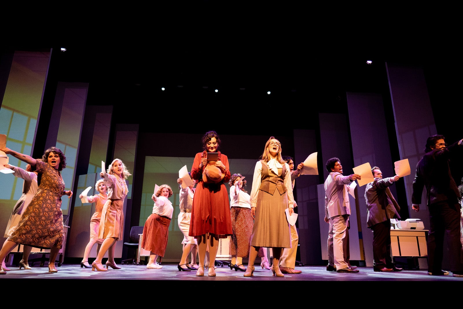 9 to 5 Performance